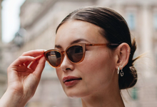 Load image into Gallery viewer, Kea + Sun Clip